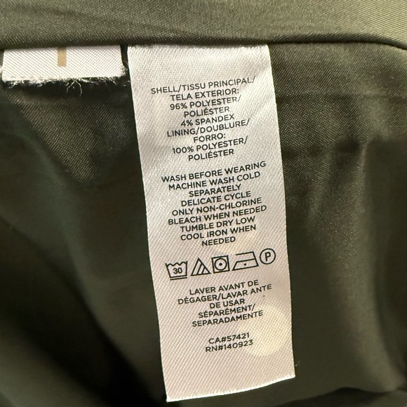 LOFT Olive Green Faux Suede Button-Down Mini Skirt, size 2, Holiday Party - Picture 8 of 9